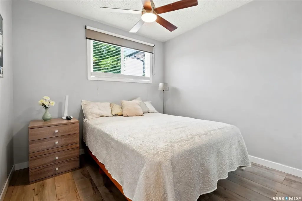 2209 Queen Street Regina SK S4T 4C6