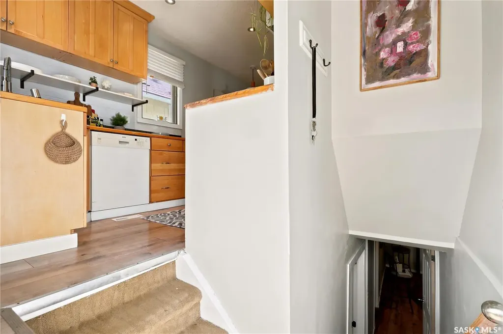 2209 Queen Street Regina SK S4T 4C6
