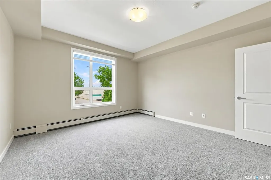 1015 Moss Avenue Saskatoon SK S7H 4J3