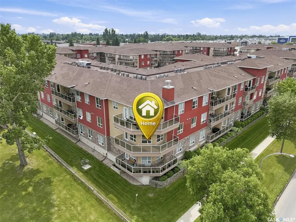 1015 Moss Avenue Saskatoon SK S7H 4J3