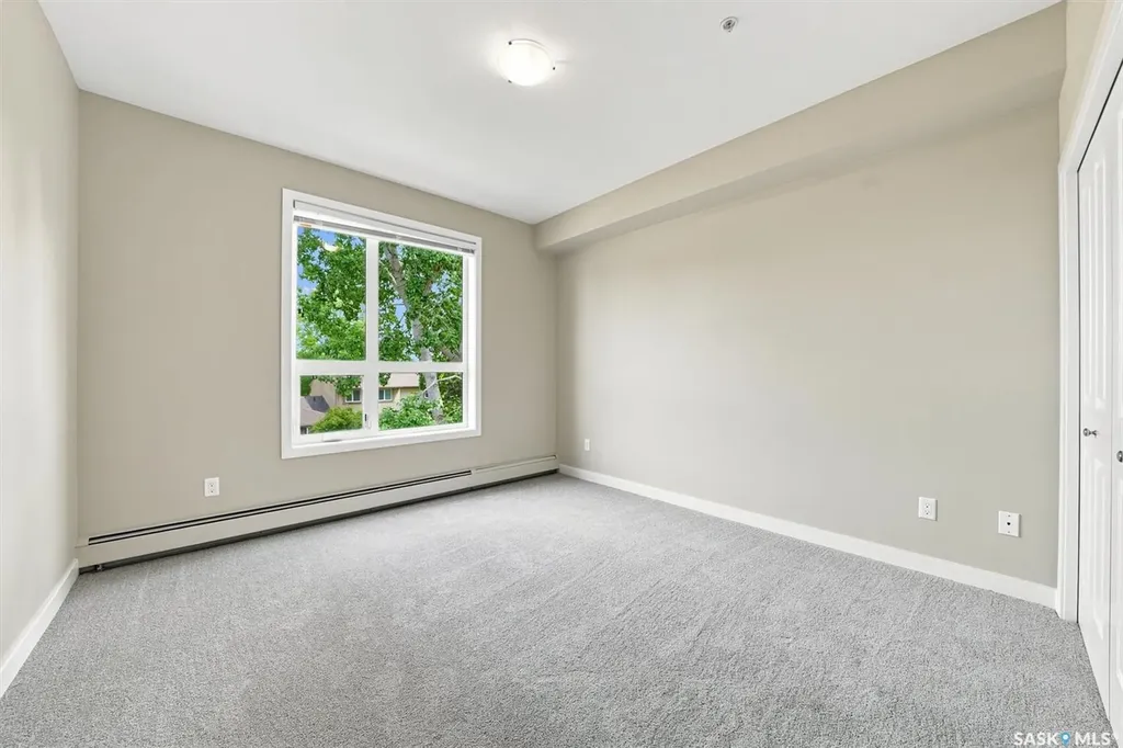 1015 Moss Avenue Saskatoon SK S7H 4J3