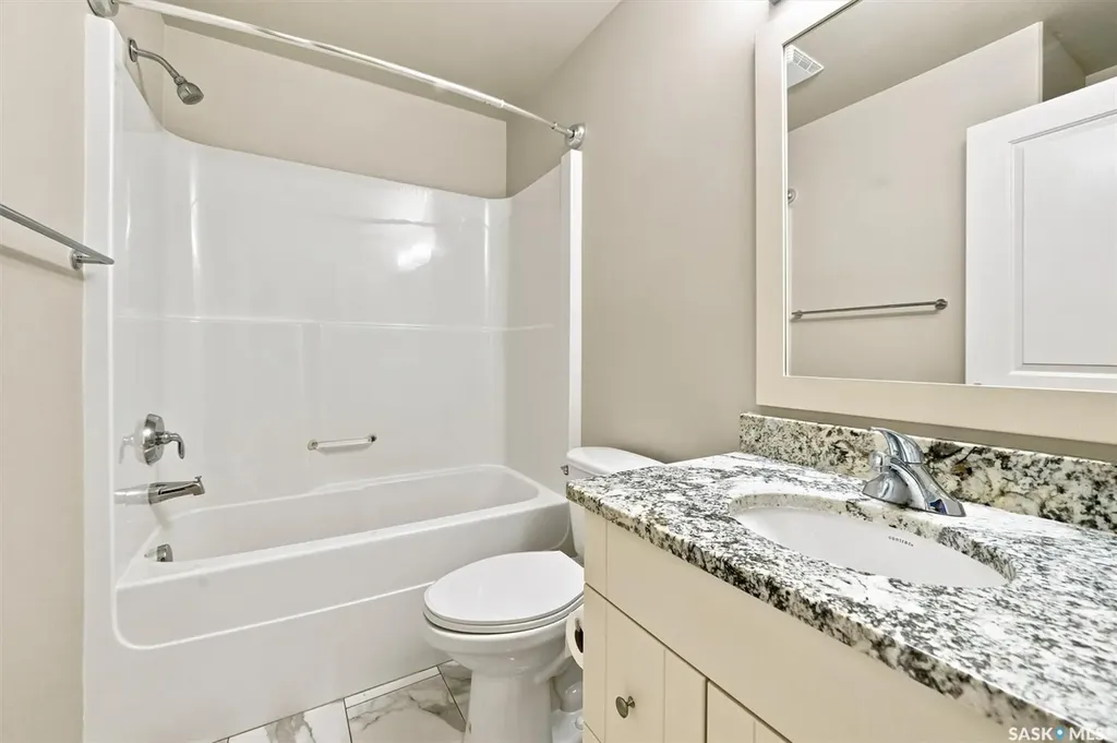 1015 Moss Avenue Saskatoon SK S7H 4J3