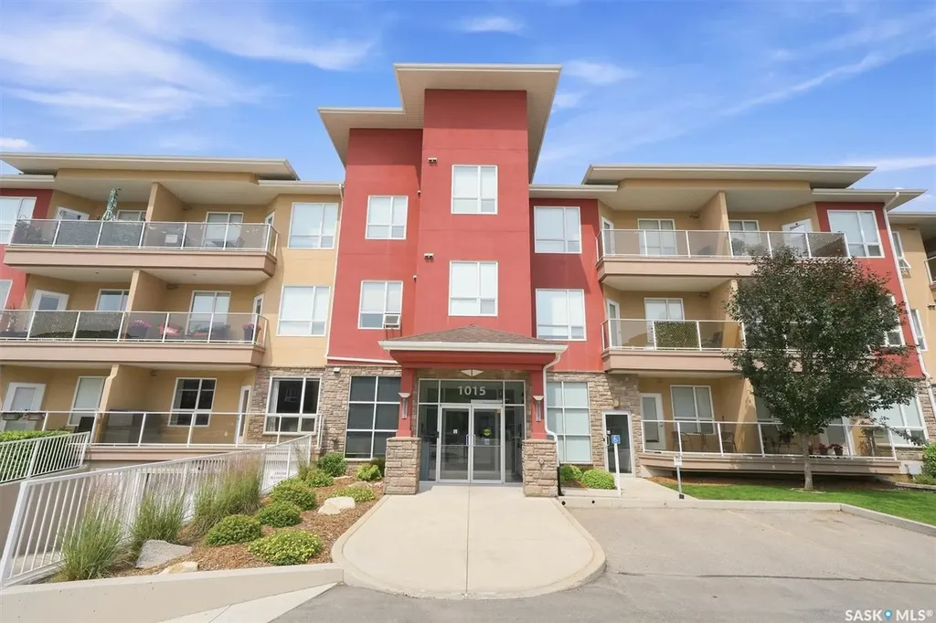 1015 Moss Avenue Saskatoon SK S7H 4J3