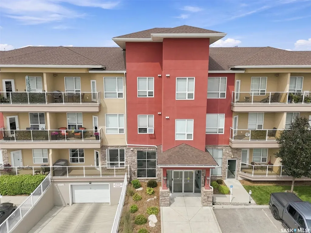 1015 Moss Avenue Saskatoon SK S7H 4J3