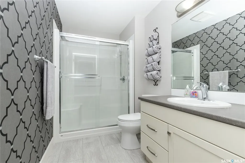 1010 Ruth Street E Saskatoon SK S7J 4M9