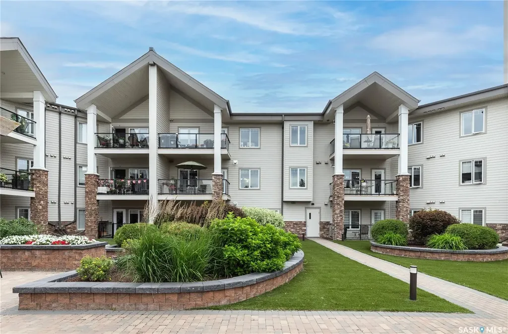 1010 Ruth Street E Saskatoon SK S7J 4M9
