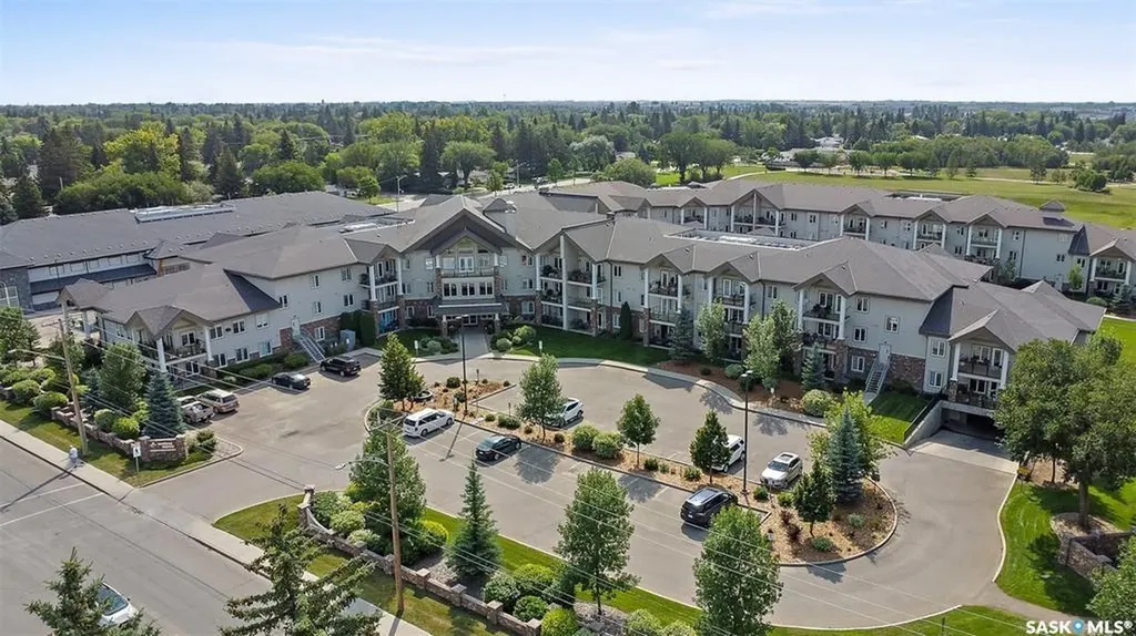 1010 Ruth Street E Saskatoon SK S7J 4M9