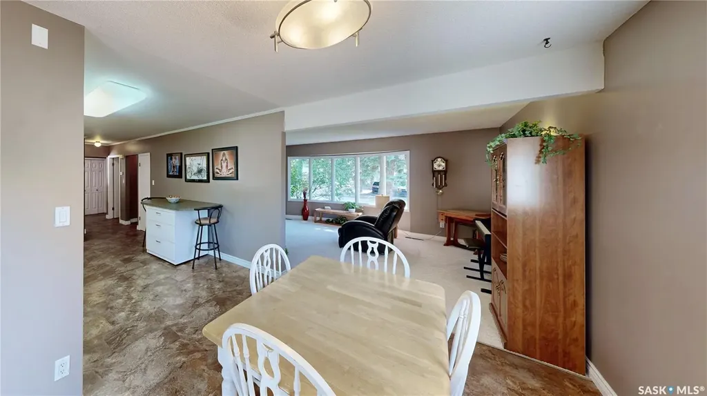 2902 Lacon Street Regina SK S4N 2A8