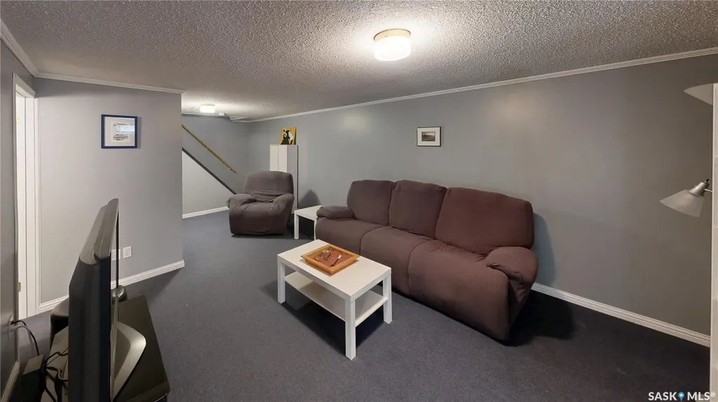 2902 Lacon Street Regina SK S4N 2A8