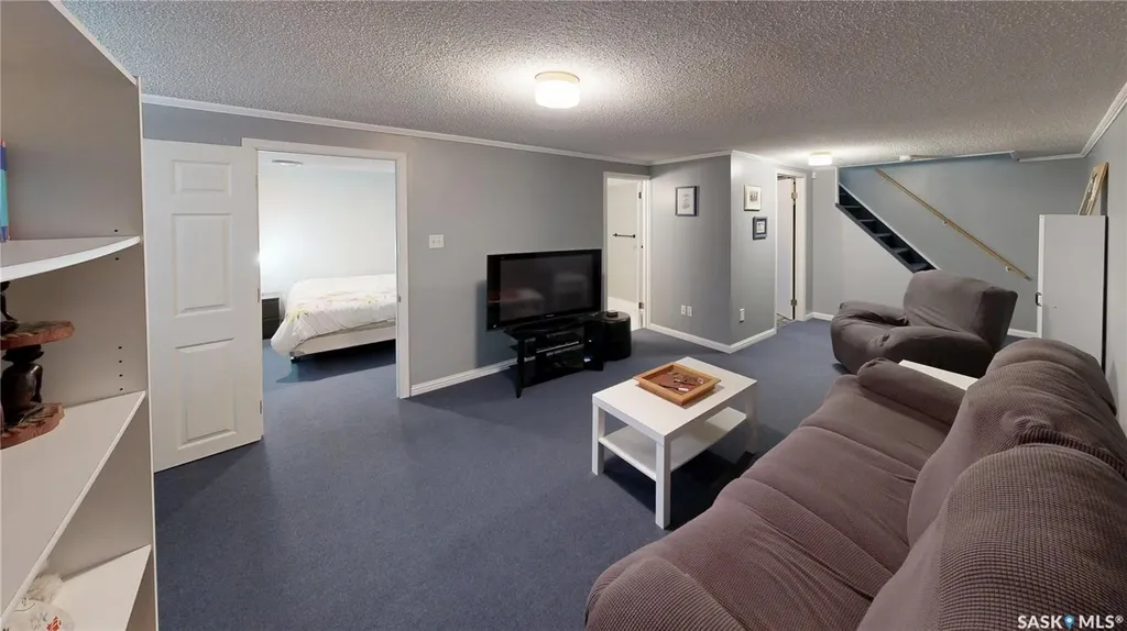 2902 Lacon Street Regina SK S4N 2A8