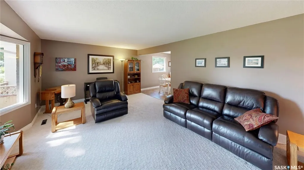 2902 Lacon Street Regina SK S4N 2A8