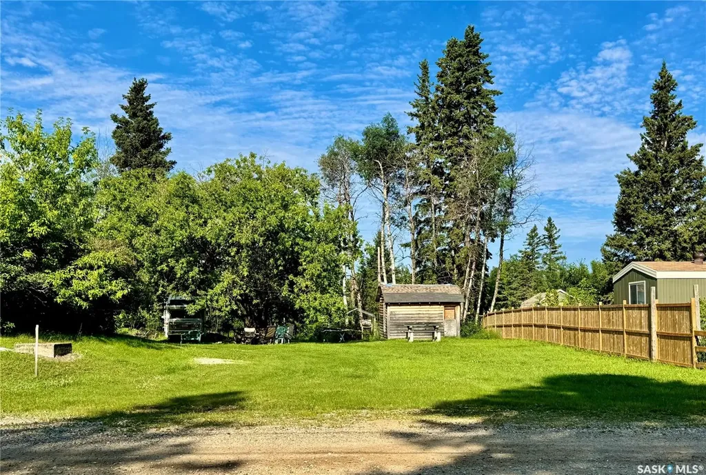 17 Lot 2a 2nd Crescent N Candle Lake SK S0J 3E0