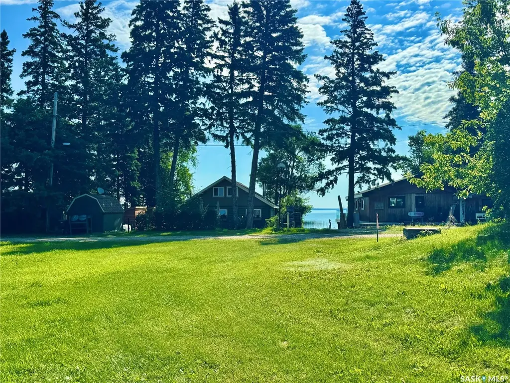 17 Lot 2a 2nd Crescent N Candle Lake SK S0J 3E0