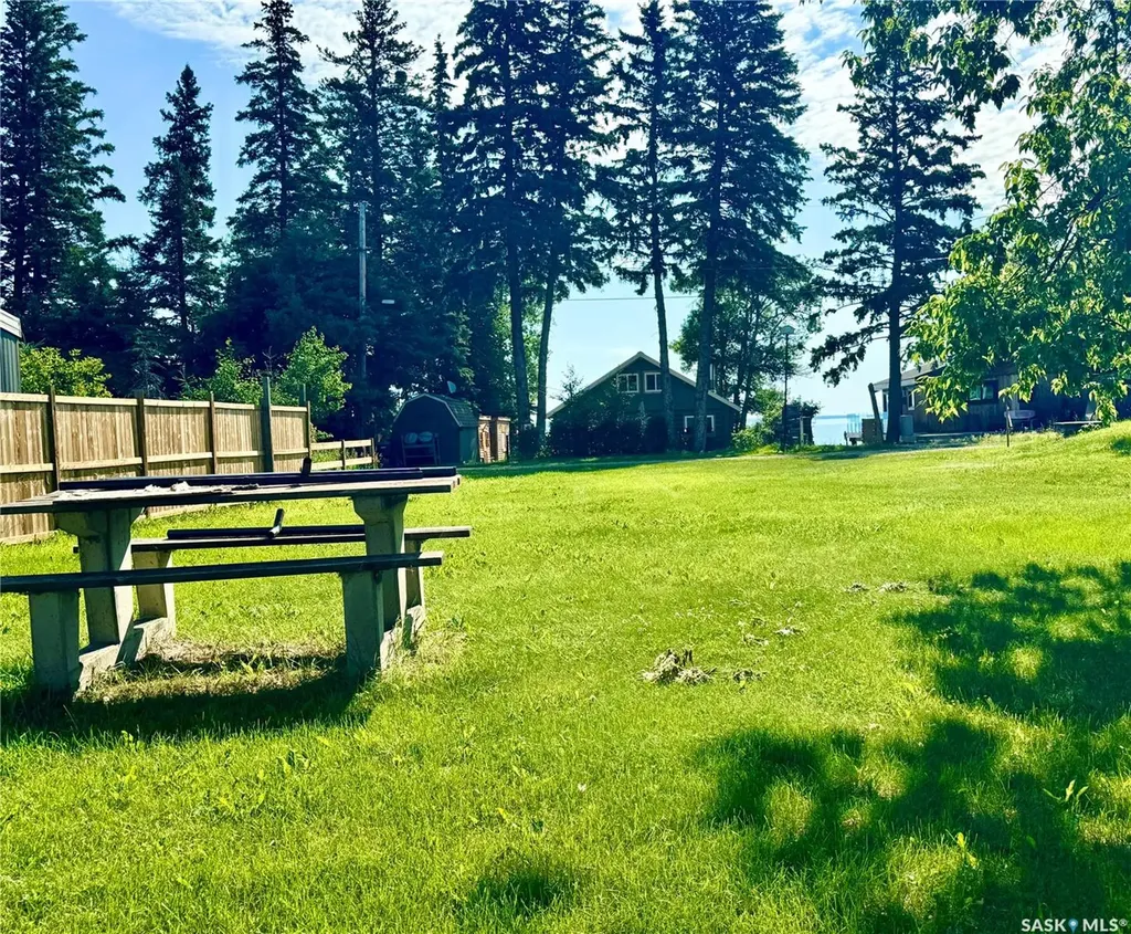 17 Lot 2a 2nd Crescent N Candle Lake SK S0J 3E0