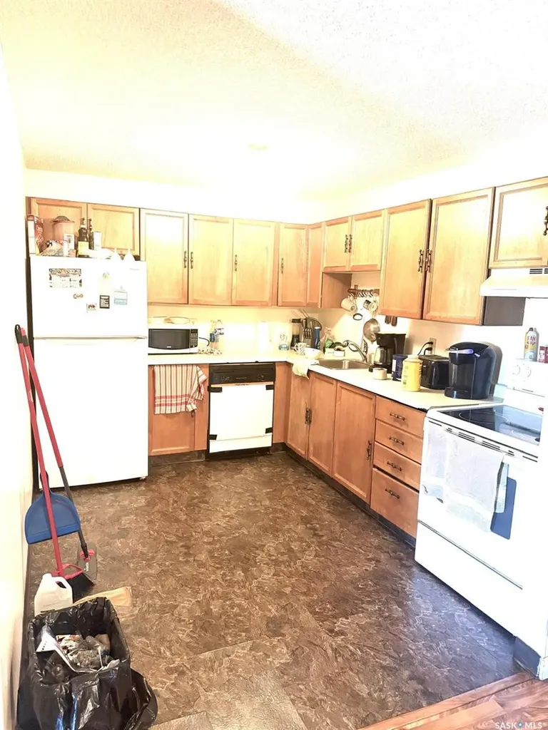 2125 Osler Street Regina SK S4P 4G9