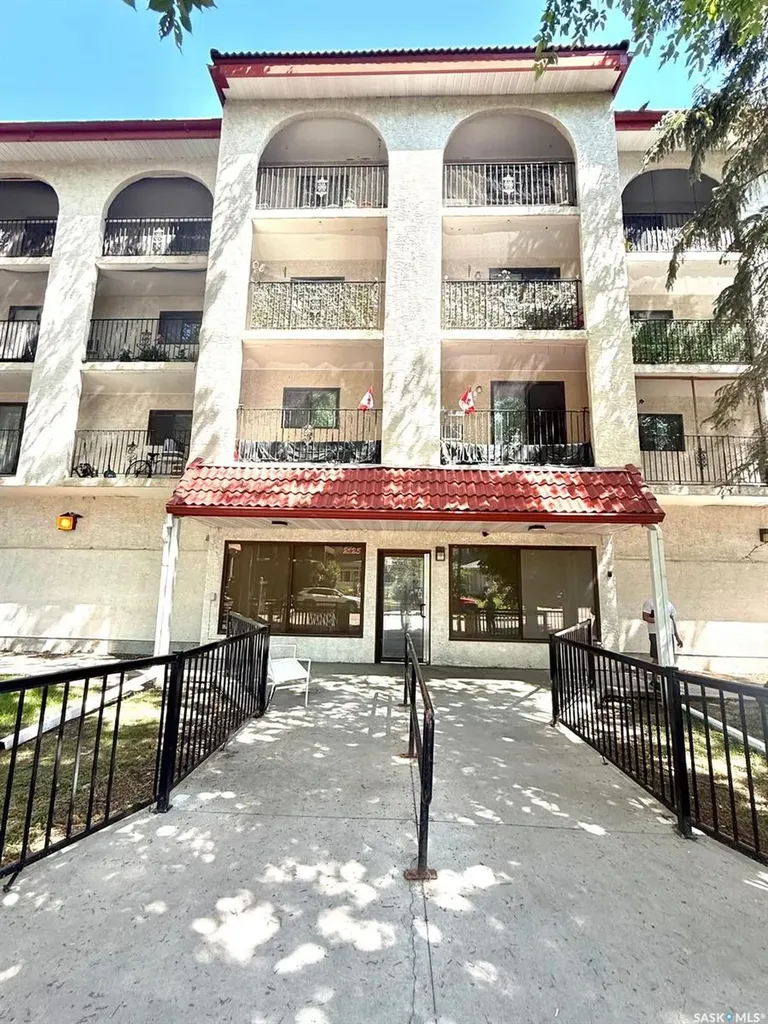 2125 Osler Street Regina SK S4P 4G9