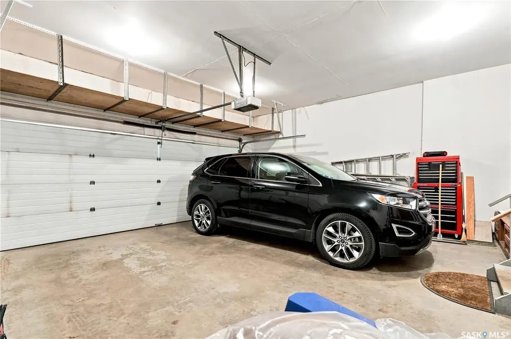 711 Whitewood Court Saskatoon SK S7J 4K5