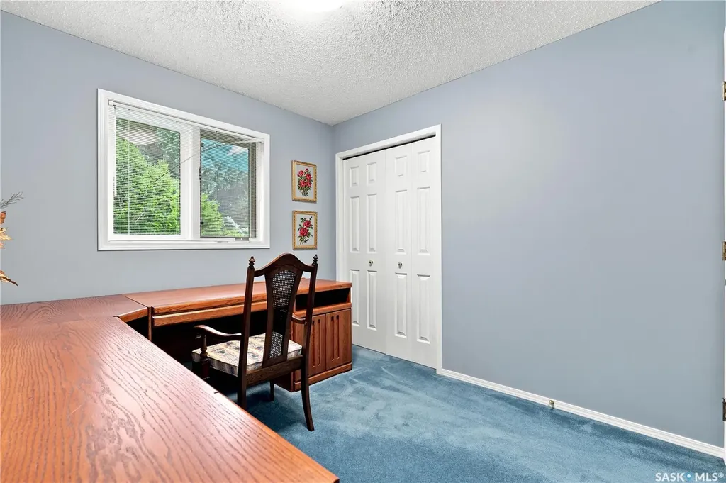 711 Whitewood Court Saskatoon SK S7J 4K5