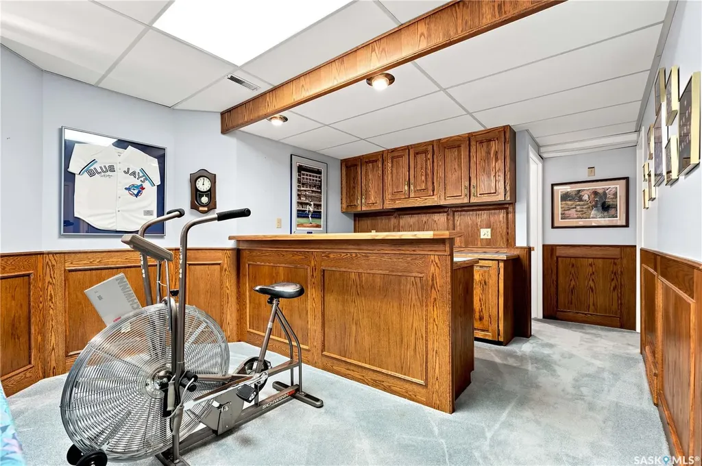 711 Whitewood Court Saskatoon SK S7J 4K5