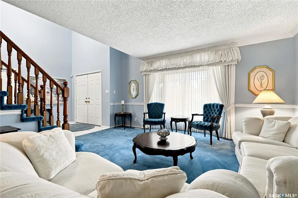 711 Whitewood Court Saskatoon SK S7J 4K5