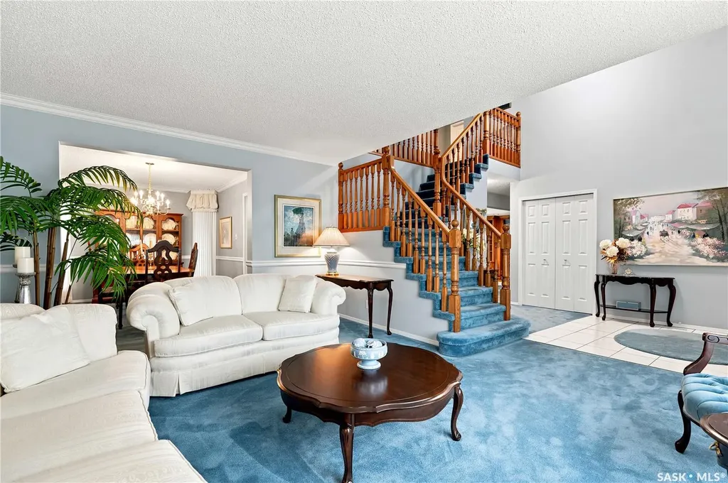 711 Whitewood Court Saskatoon SK S7J 4K5