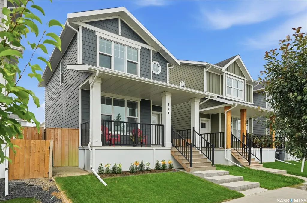 178 Rosewood Boulevard E Saskatoon SK S7V 0P5