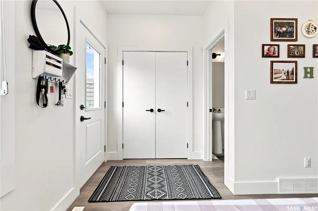 178 Rosewood Boulevard E Saskatoon SK S7V 0P5