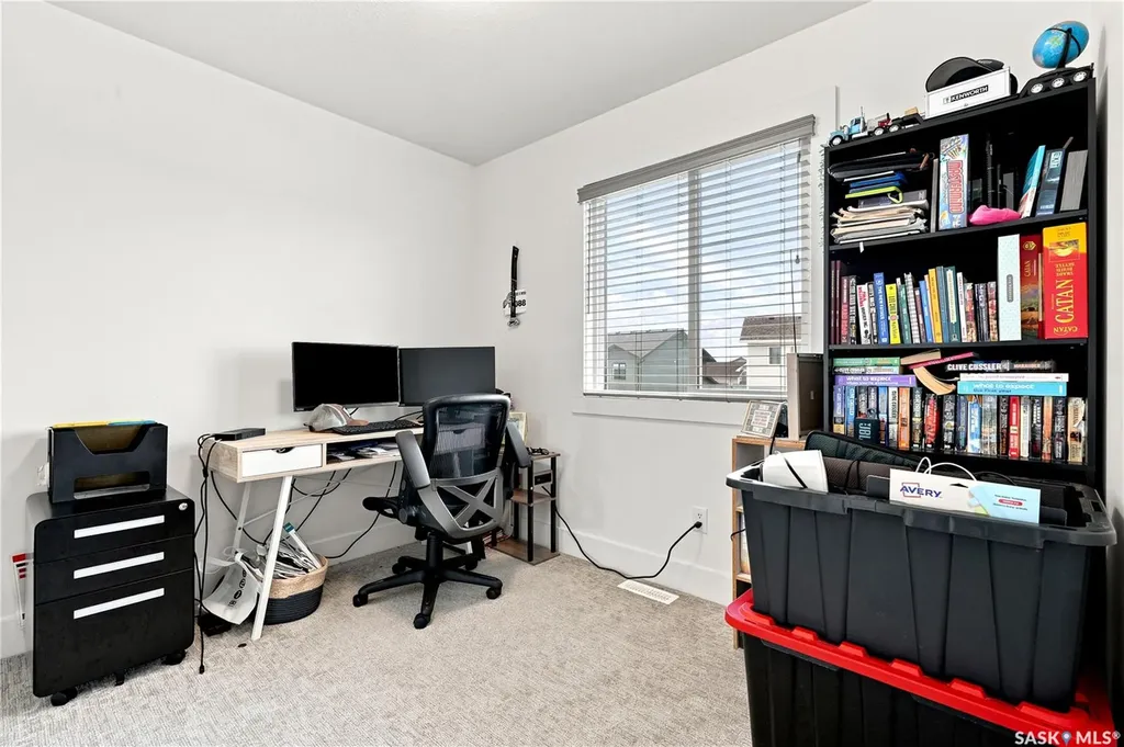 178 Rosewood Boulevard E Saskatoon SK S7V 0P5