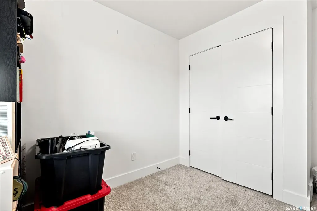 178 Rosewood Boulevard E Saskatoon SK S7V 0P5