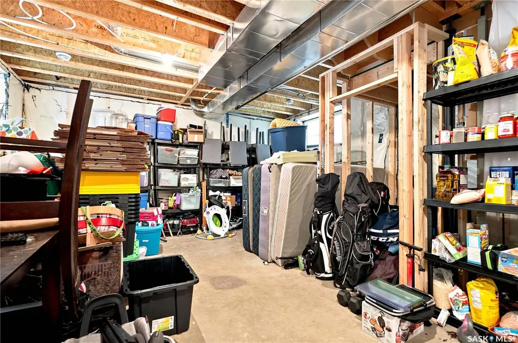 178 Rosewood Boulevard E Saskatoon SK S7V 0P5
