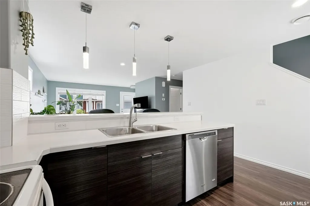 1920 7th Avenue E Regina SK S4N 6M9