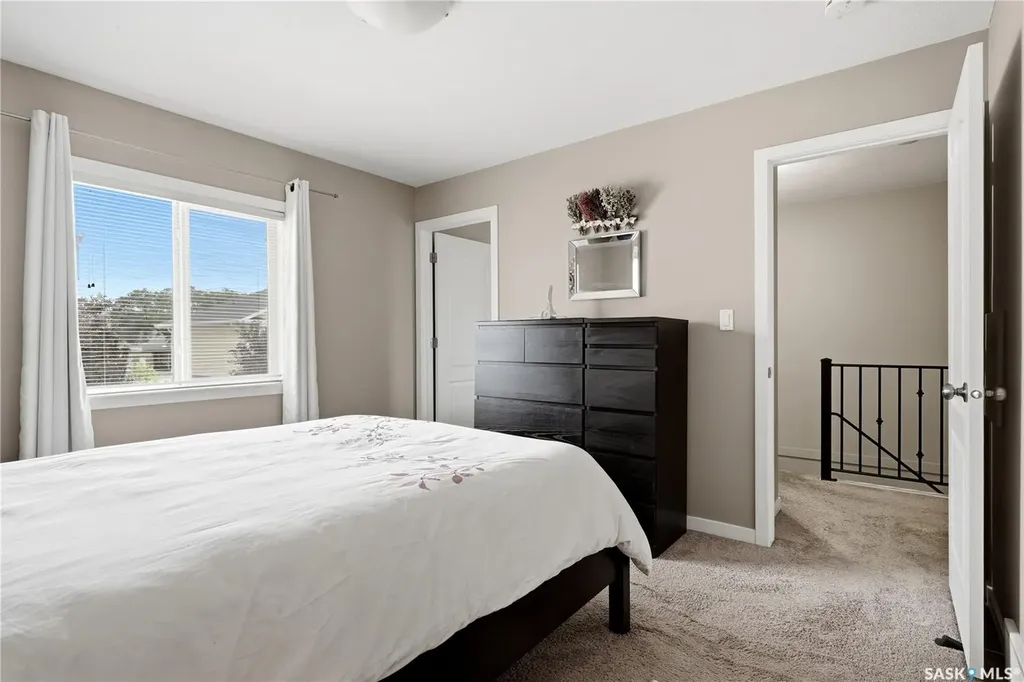 1237 Grey Street Regina SK S4T 1G7