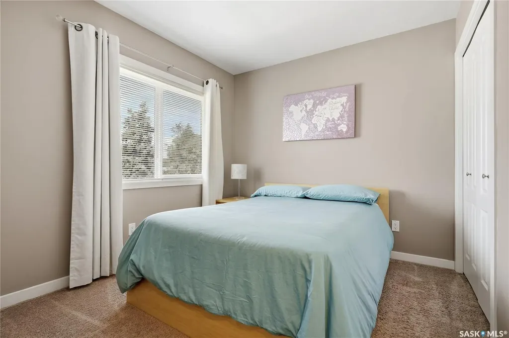 1237 Grey Street Regina SK S4T 1G7