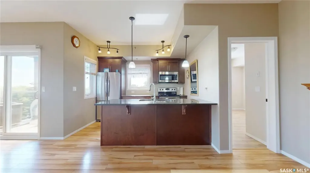 1220 Blackfoot Drive Regina SK S4S 6T2