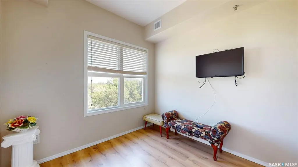 1220 Blackfoot Drive Regina SK S4S 6T2