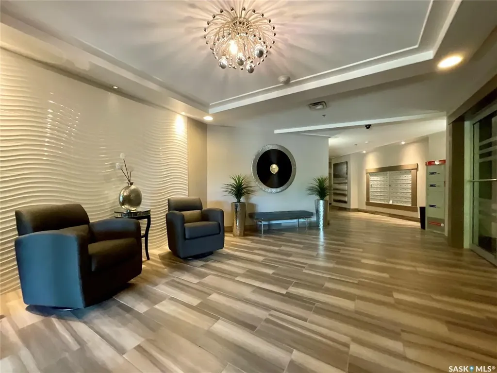 1220 Blackfoot Drive Regina SK S4S 6T2
