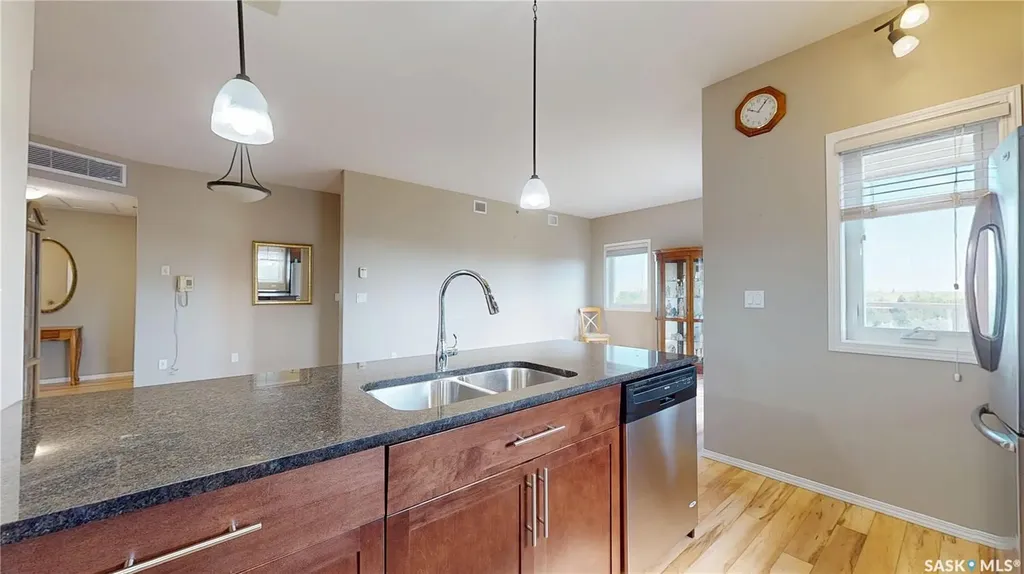 1220 Blackfoot Drive Regina SK S4S 6T2