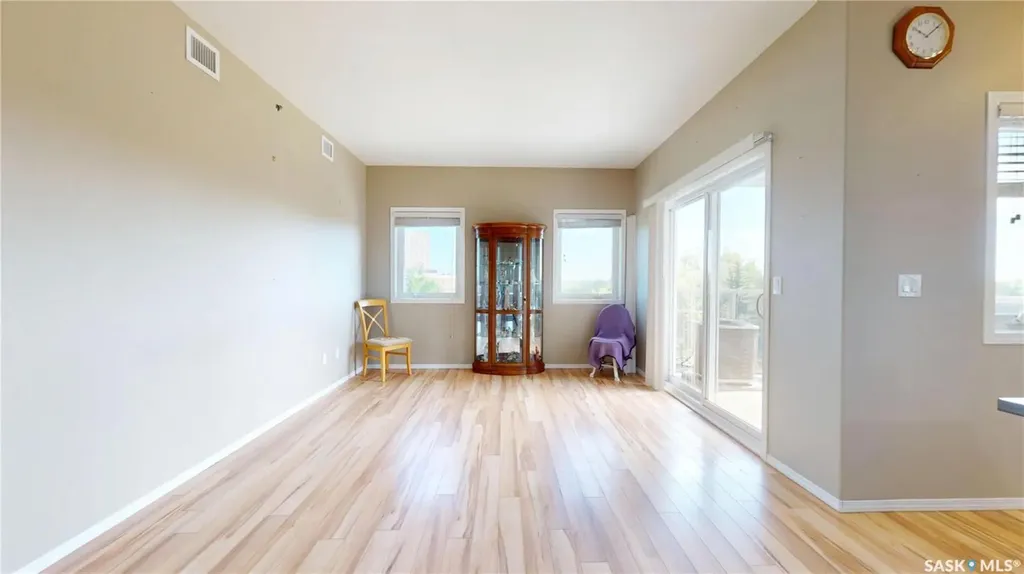 1220 Blackfoot Drive Regina SK S4S 6T2