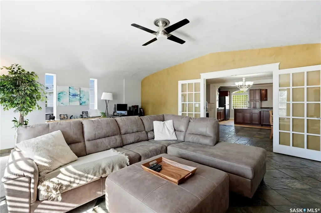308 3rd Street W Delisle SK S0L 0P0