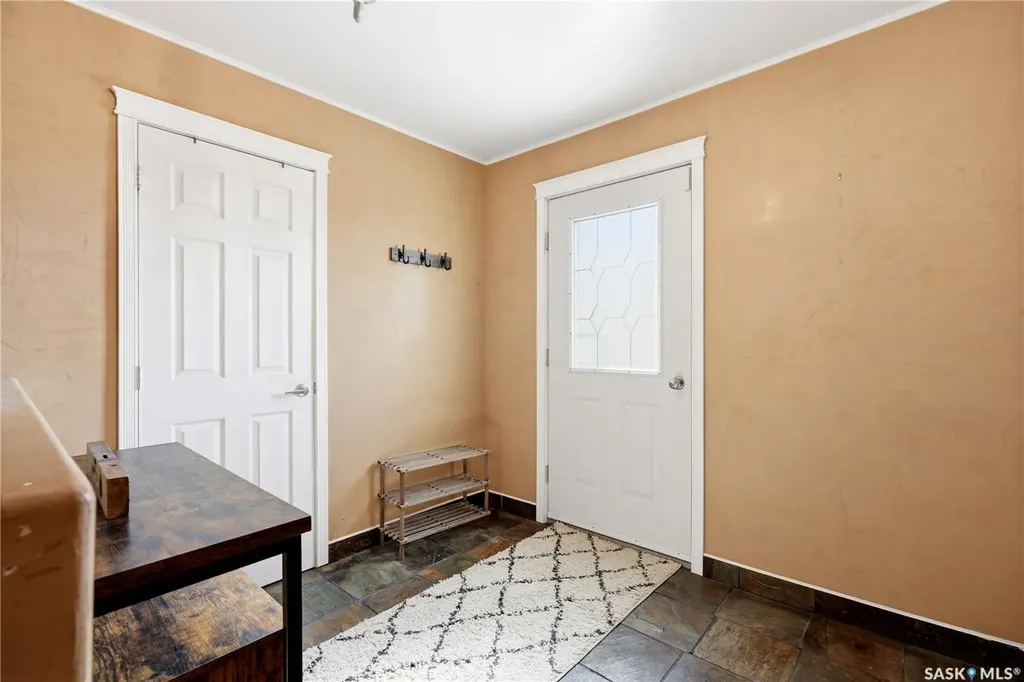 308 3rd Street W Delisle SK S0L 0P0