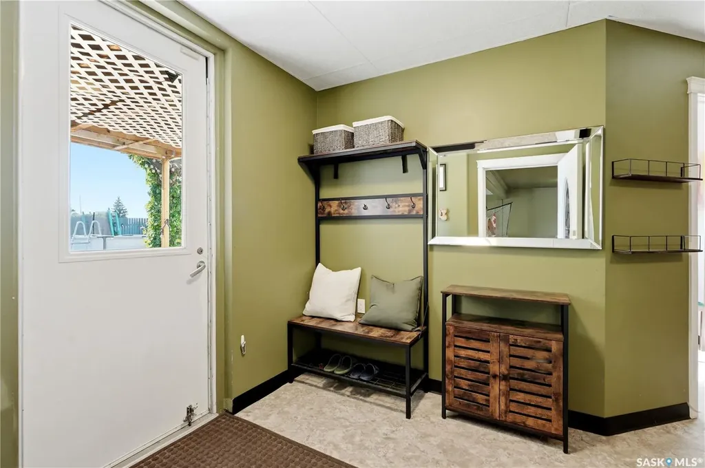 308 3rd Street W Delisle SK S0L 0P0