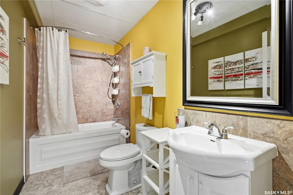 308 3rd Street W Delisle SK S0L 0P0