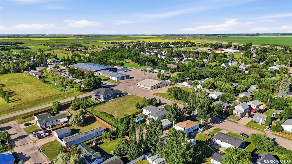 308 3rd Street W Delisle SK S0L 0P0