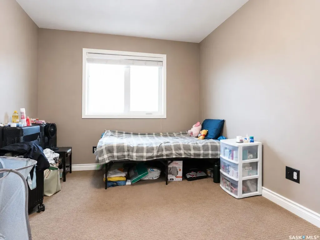 4346 Shaffer Street Regina SK S4W 0L4