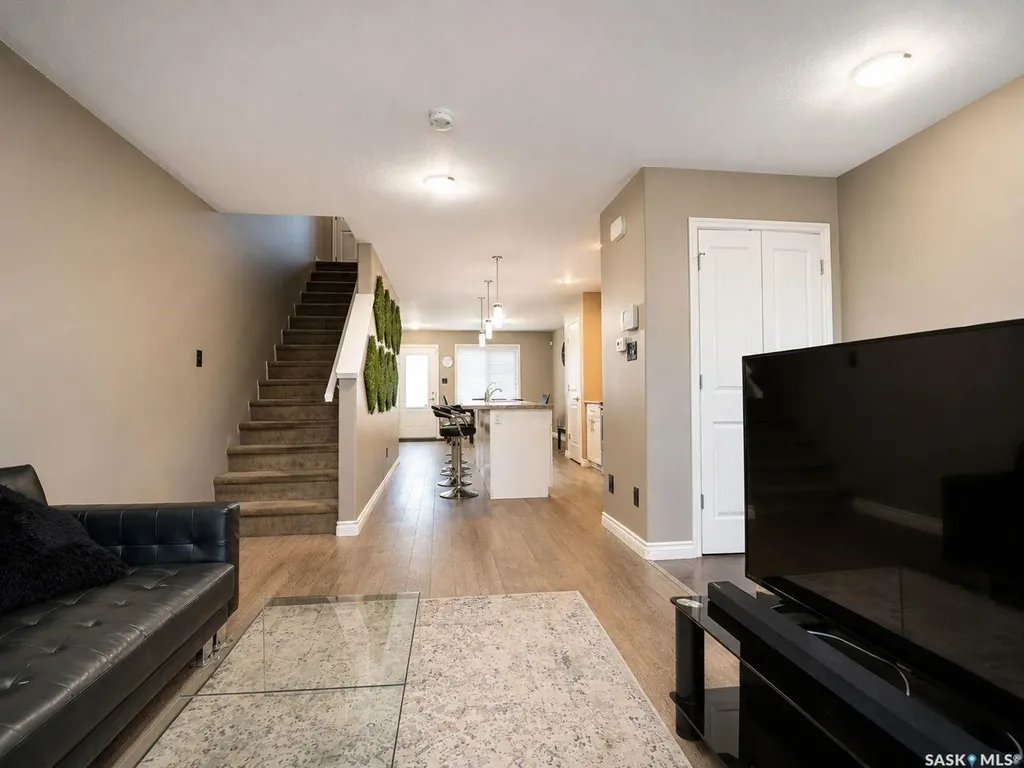 4346 Shaffer Street Regina SK S4W 0L4