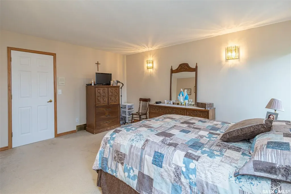506 Forsyth Crescent Saskatoon SK S7N 4H8
