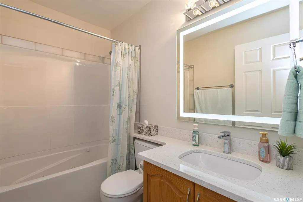 506 Forsyth Crescent Saskatoon SK S7N 4H8