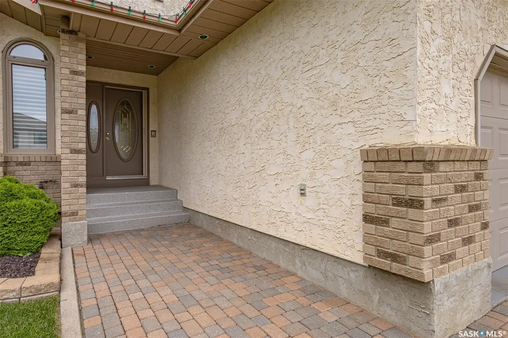 506 Forsyth Crescent Saskatoon SK S7N 4H8