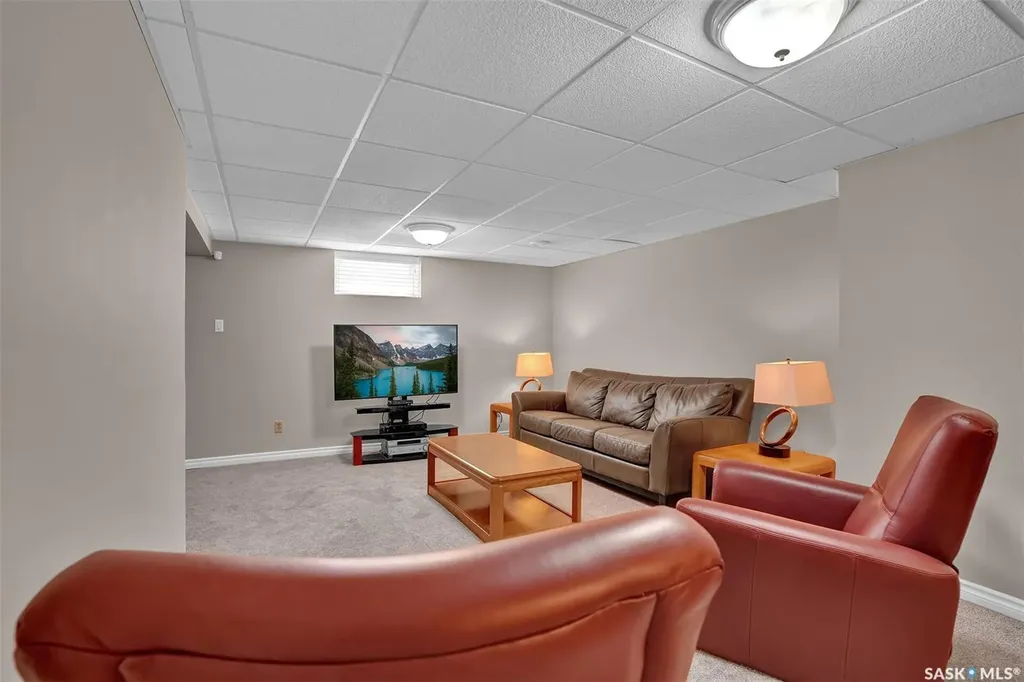 961 Garry Street Regina SK S4T 5R1