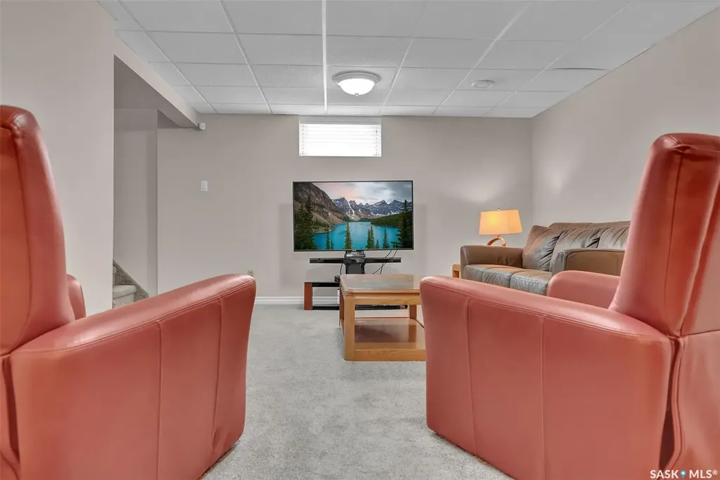 961 Garry Street Regina SK S4T 5R1